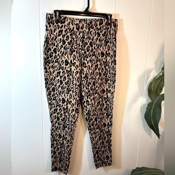 Torrid Women’s Leopard Print Leggings Size 0 - Picture 4 of 10